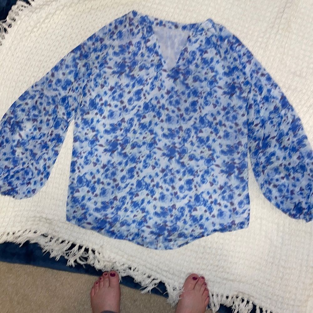Floral Women’s size large blouse